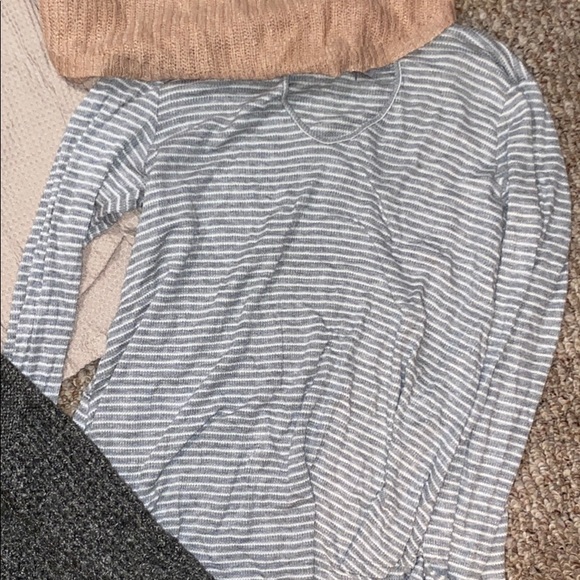 Dressy long sleeve bundle - Picture 5 of 5